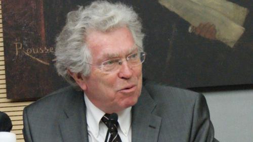 Pierre Joxe :  Quand l&rsquo;histoire coloniale p&egrave;se tellement sur le pr&eacute;sent, il vaut mieux la conna&icirc;tre 